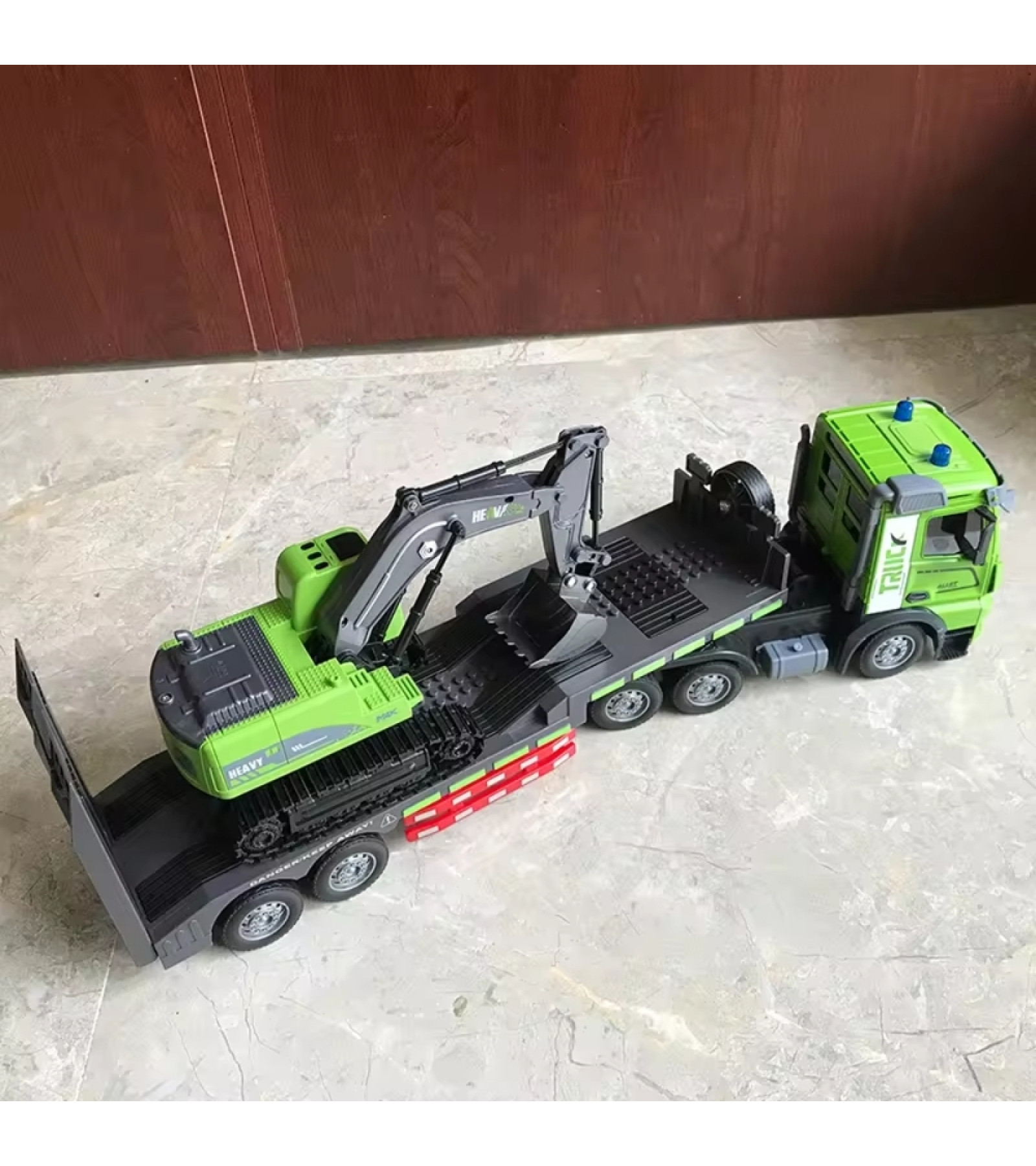 1:12 2.4 Ghz RC Uzaktan Kumandalı İnşaat Kepçesi Römoruklu Araç Müzikli Işıklı